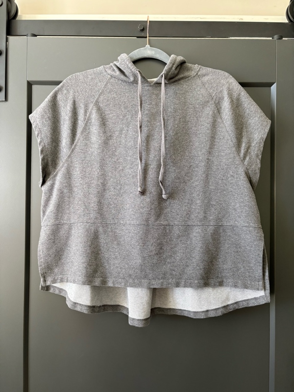Avia Gray Short sleeve Cropped Hoodie
